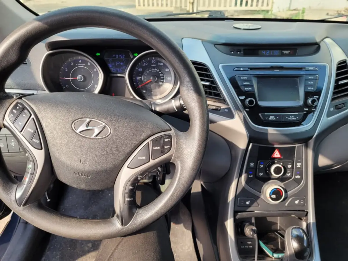 Foreign Used 2014 Hyundai Elantra - Image 7