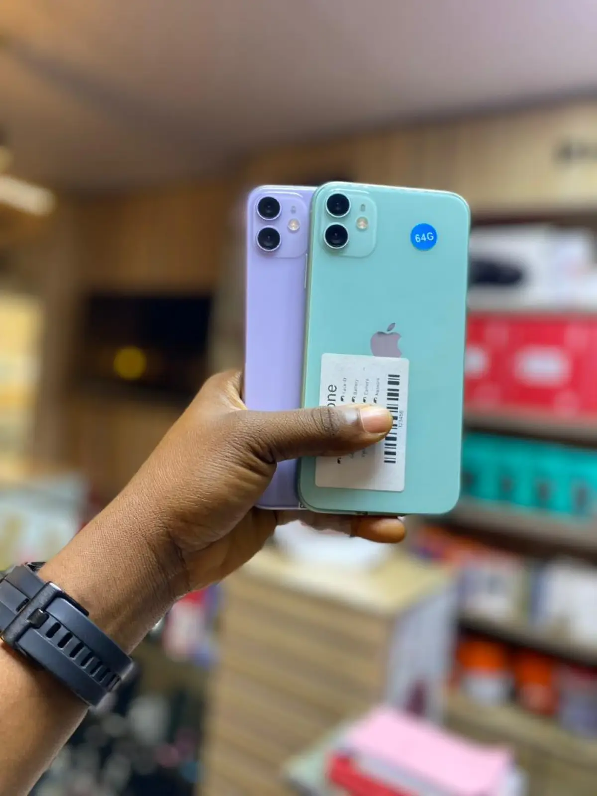 Uk iphone 11 64gb - Image 1