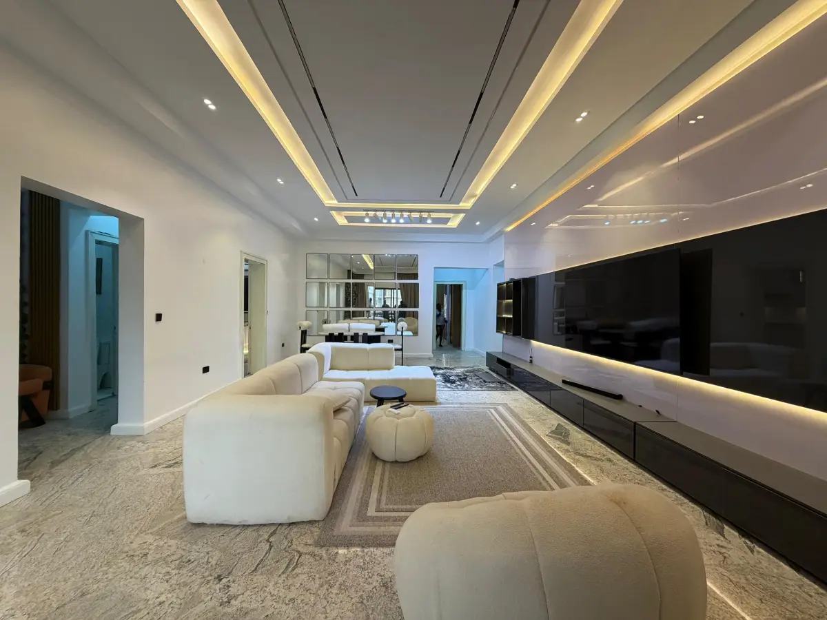 To Let furnished 3bedrooms with bq at katampe extension - Image 1