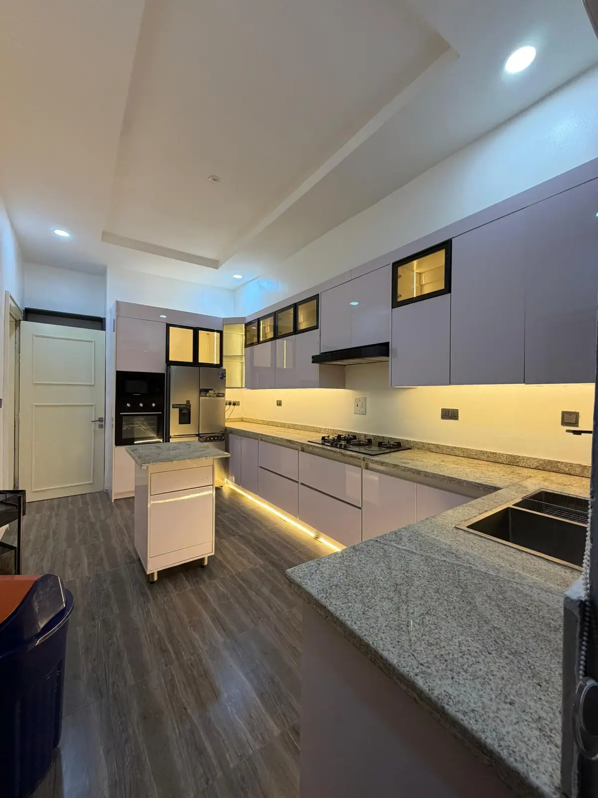 To Let furnished 3bedrooms with bq at katampe extension - Image 5