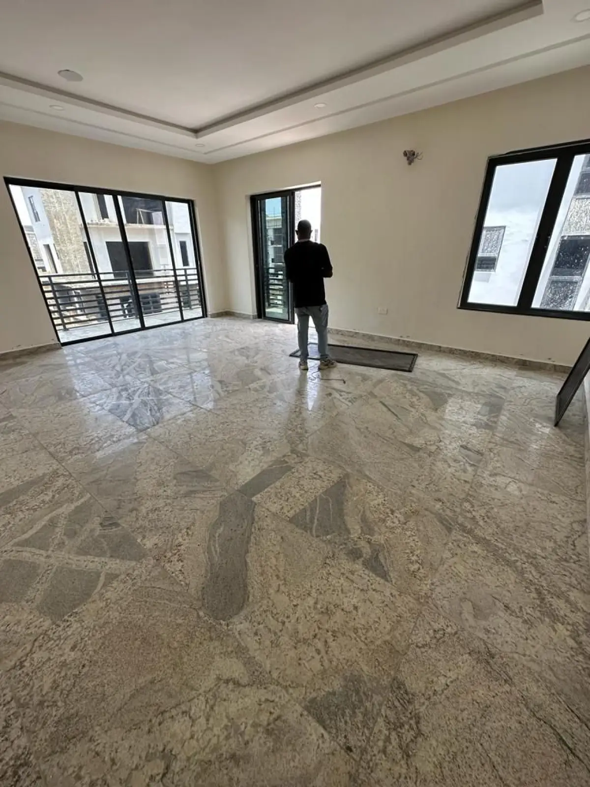 To Let Newly built 6bedrooms duplex at katampe extension - Image 2