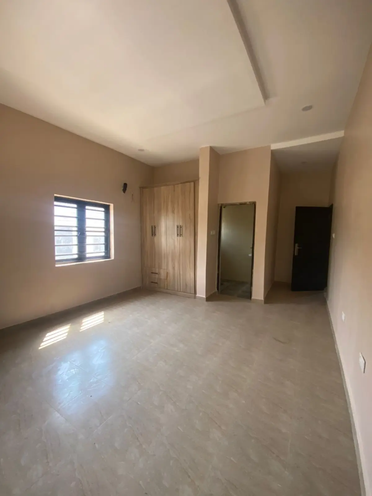 To Let New Standard 3bedrooms at Gwarinpa estate - Image 2