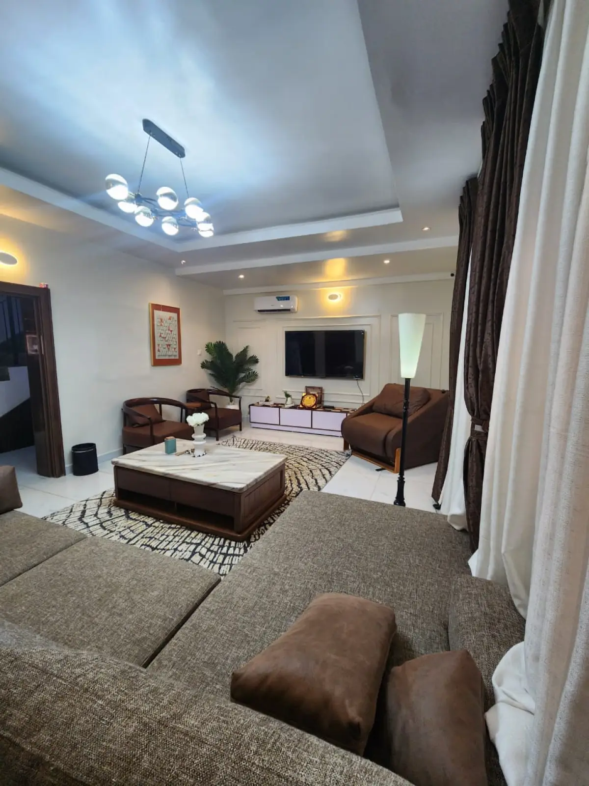 To Let furnished 4bedrooms duplex with bq at katampe extension - Image 1