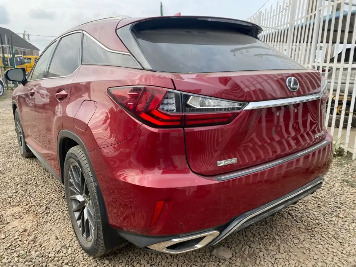 Lexus Fsport 350 - Image 8