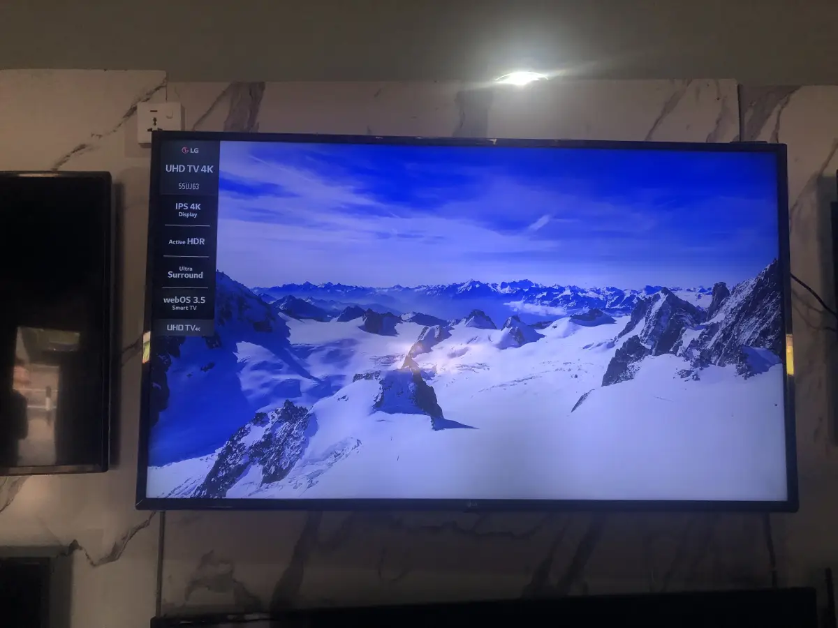 LG smart tv original 55 inches - Image 2