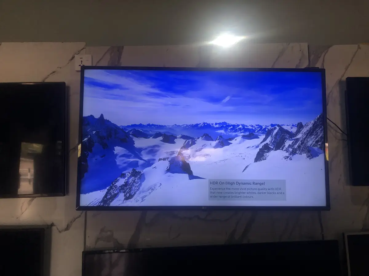 LG smart tv original 55 inches - Image 3