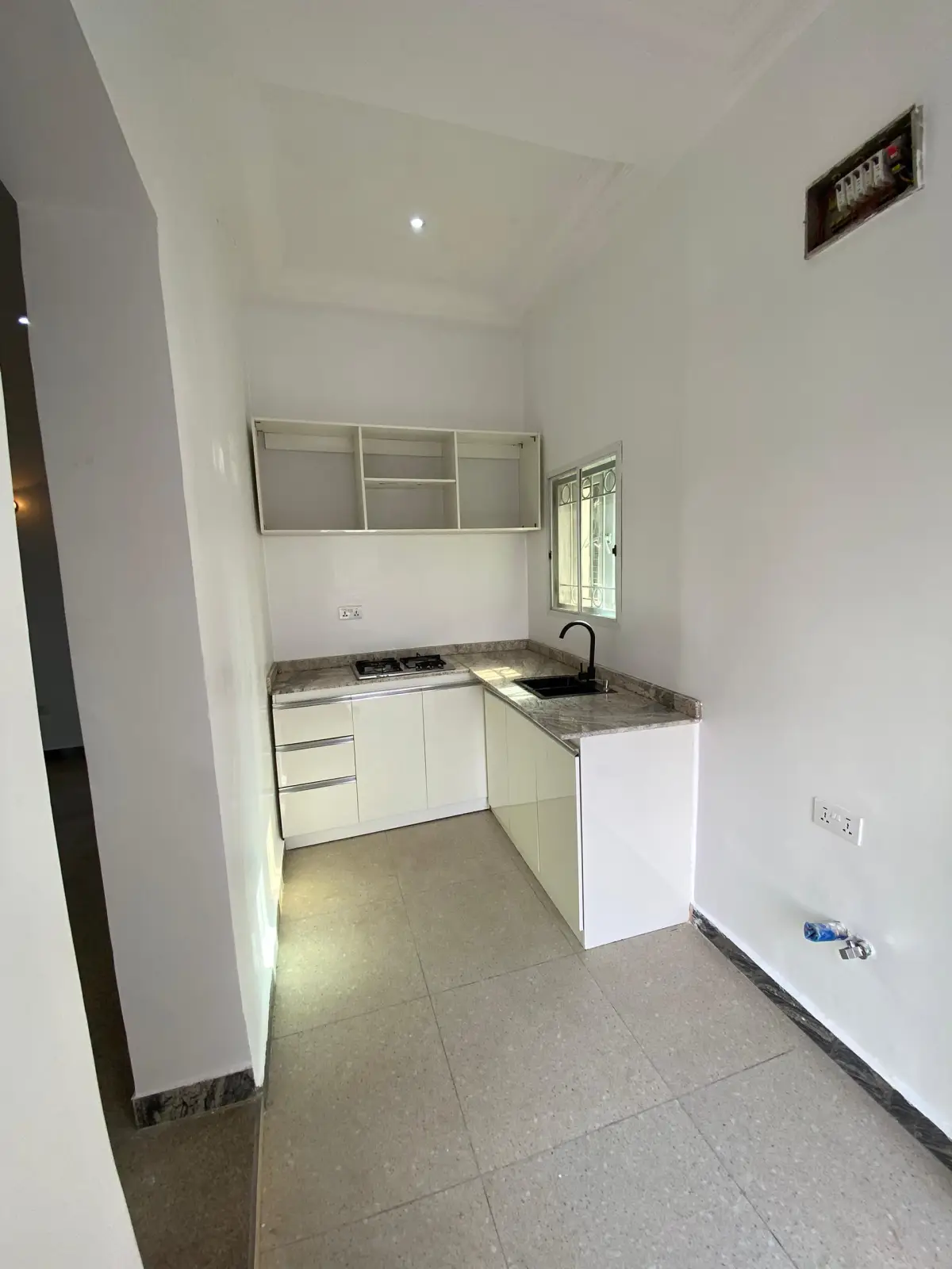 To Let Standard 1bedroom - Image 1