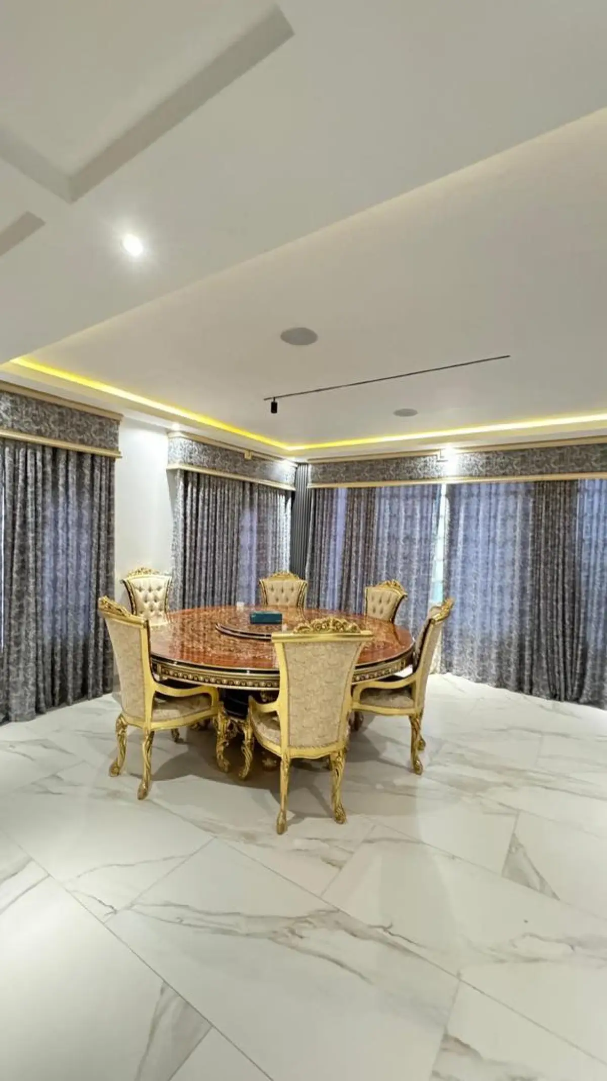 For Sale 5bedrooms fully detached duplex at katampe extension - Image 2