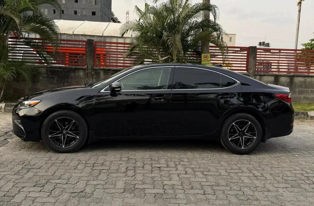 Distress Awoof Dealers Deal Lexus Es350 2015 Toks Standard Registered - Image 5