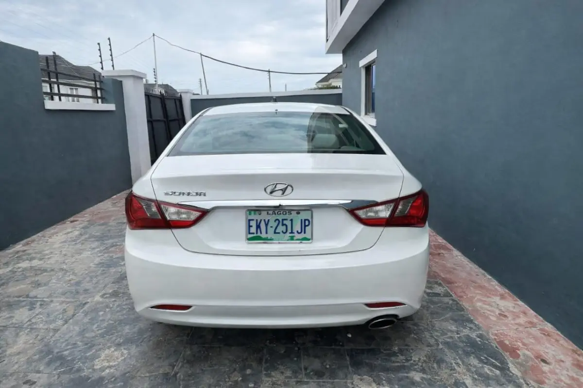 I have A 2013 HYUNDAI SONATA FOR SALE IN MY CUSTODY AT AJAH ILAJE LAGOS - Image 1
