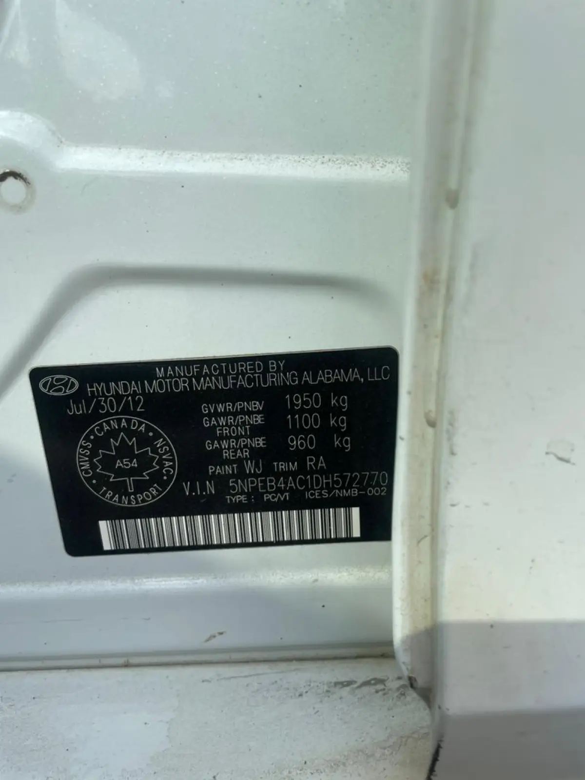 I have A 2013 HYUNDAI SONATA FOR SALE IN MY CUSTODY AT AJAH ILAJE LAGOS - Image 2