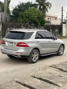 I want to sell my car nothing at all to fix at all 2012 ml350 first body sl