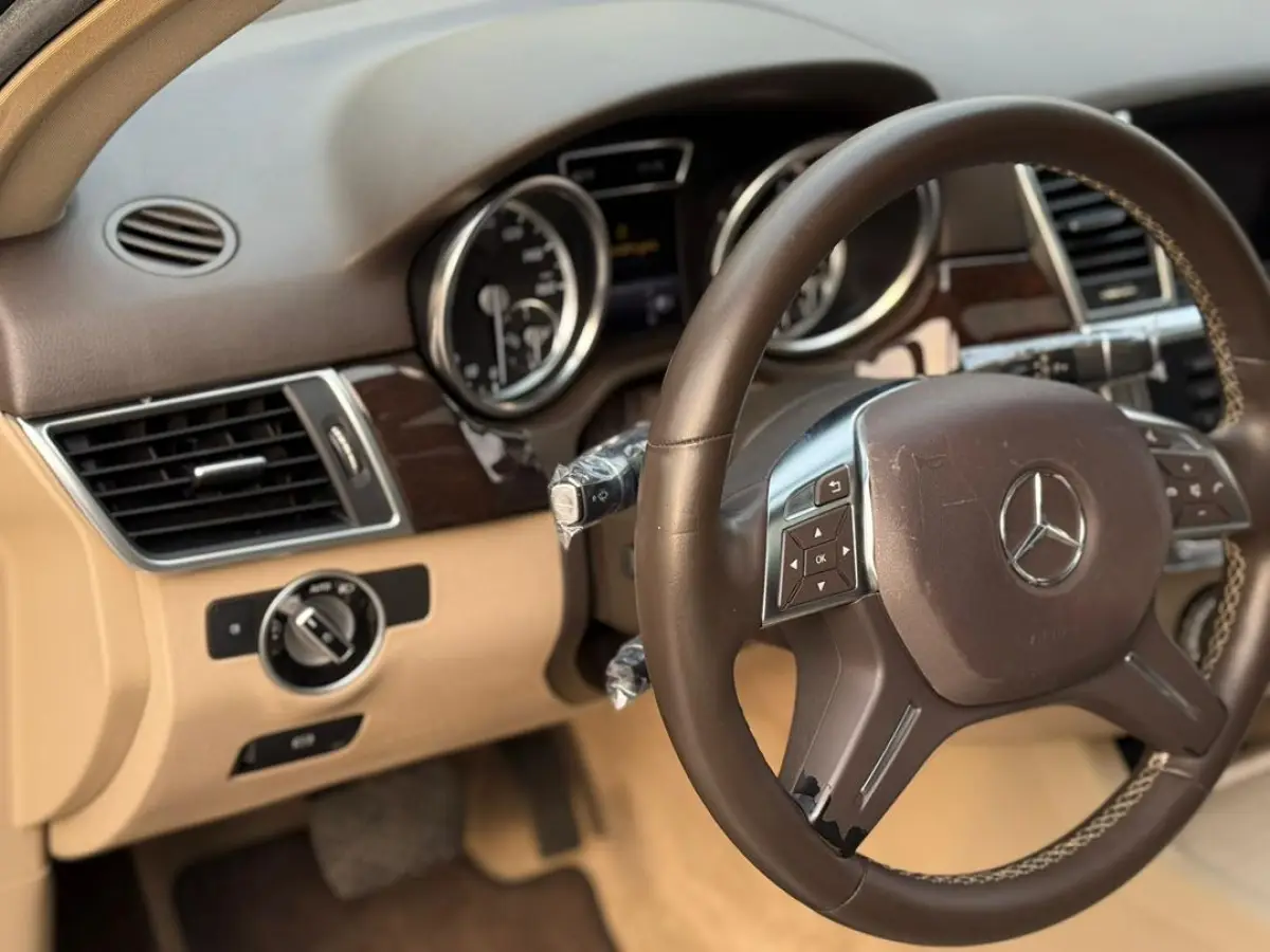 Foreign used Mercedes Benz ML 2014 model December 122025 entry Price 20 - Image 8