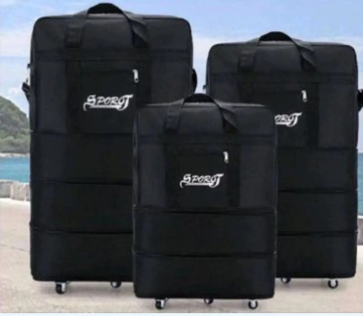 Big Wheels foldable luggage bag - Image 1