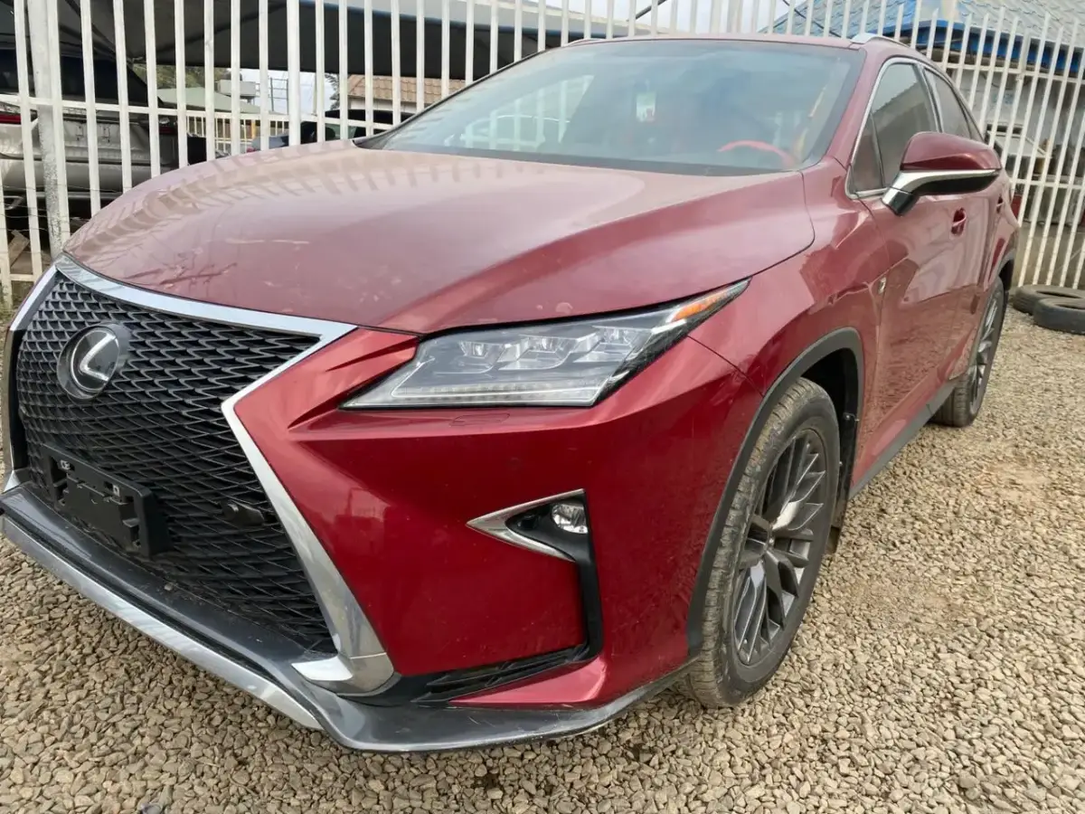 Lexus Fsport 350 - Image 11