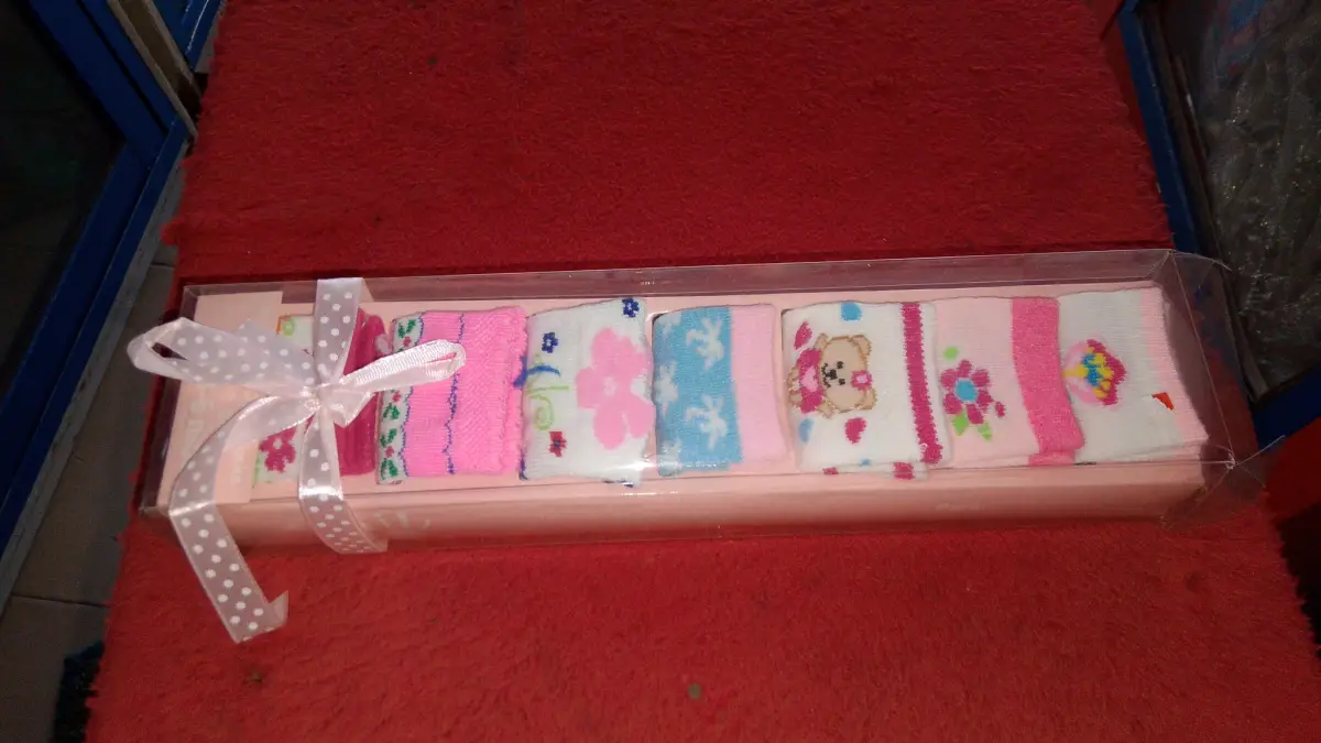 6 in 1 Baby Socks - Image 1