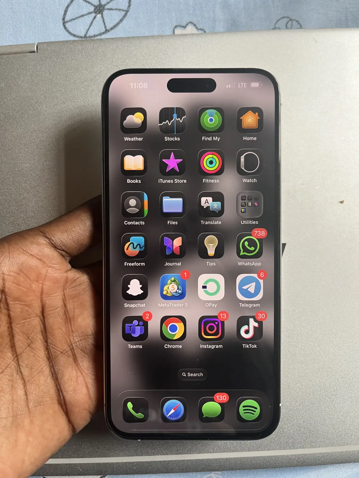 iPhone 15 Pro Max - Image 3