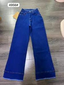Baggy jeans