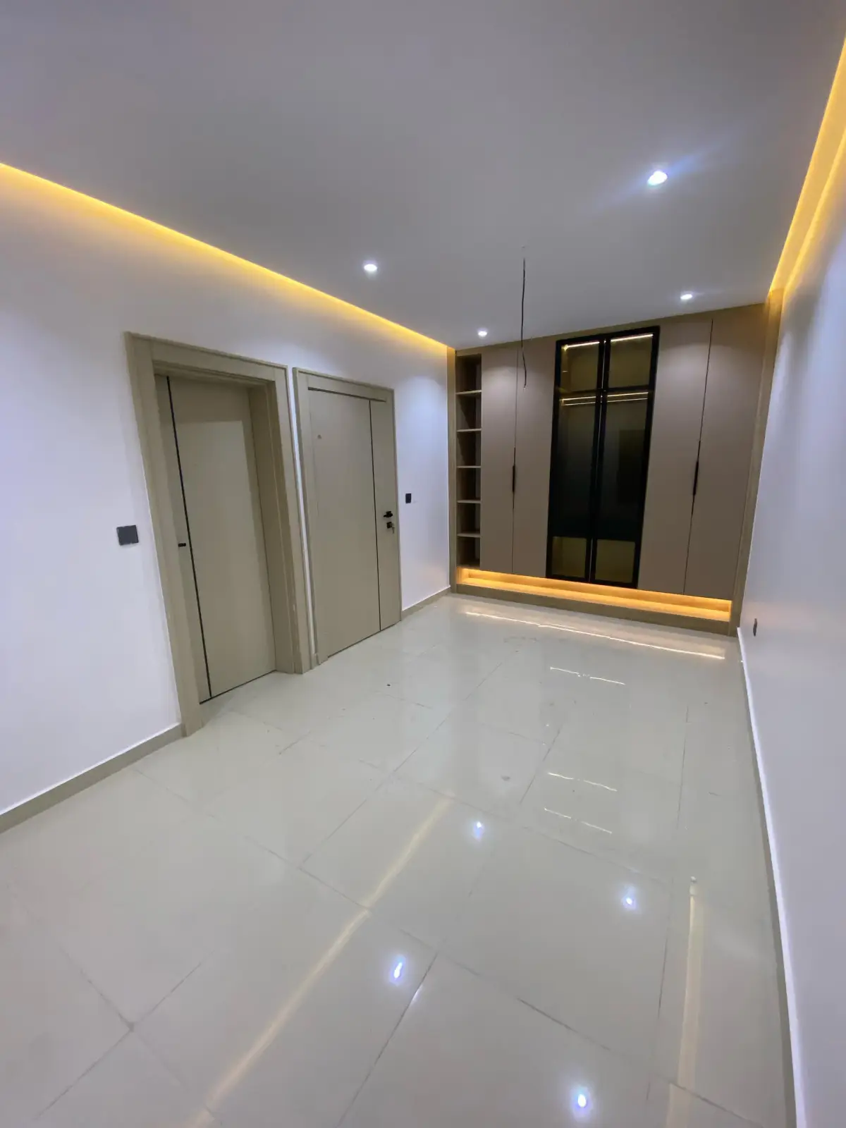 House for sale - Image 2