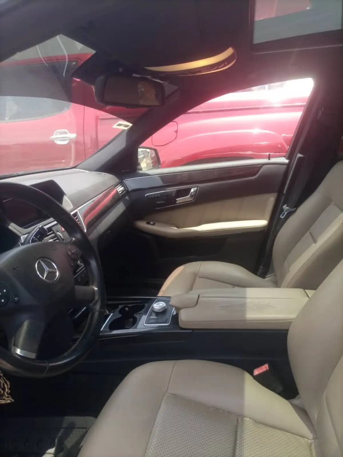 Foreign Used (Tokunbo)Mercedes Benz E350 2011 - Image 8