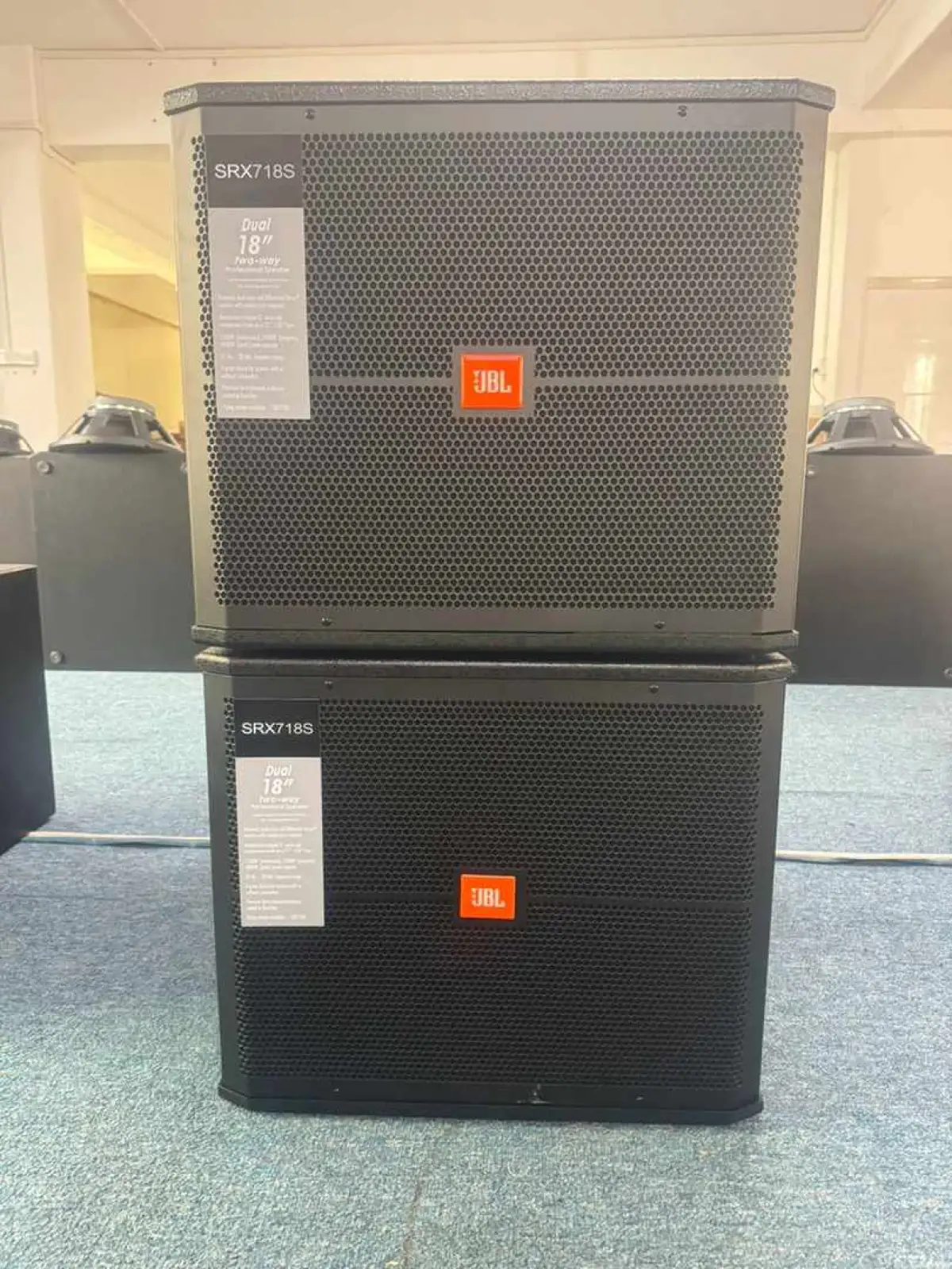 JBL subwoofer speakers SRX-718s - Image 1
