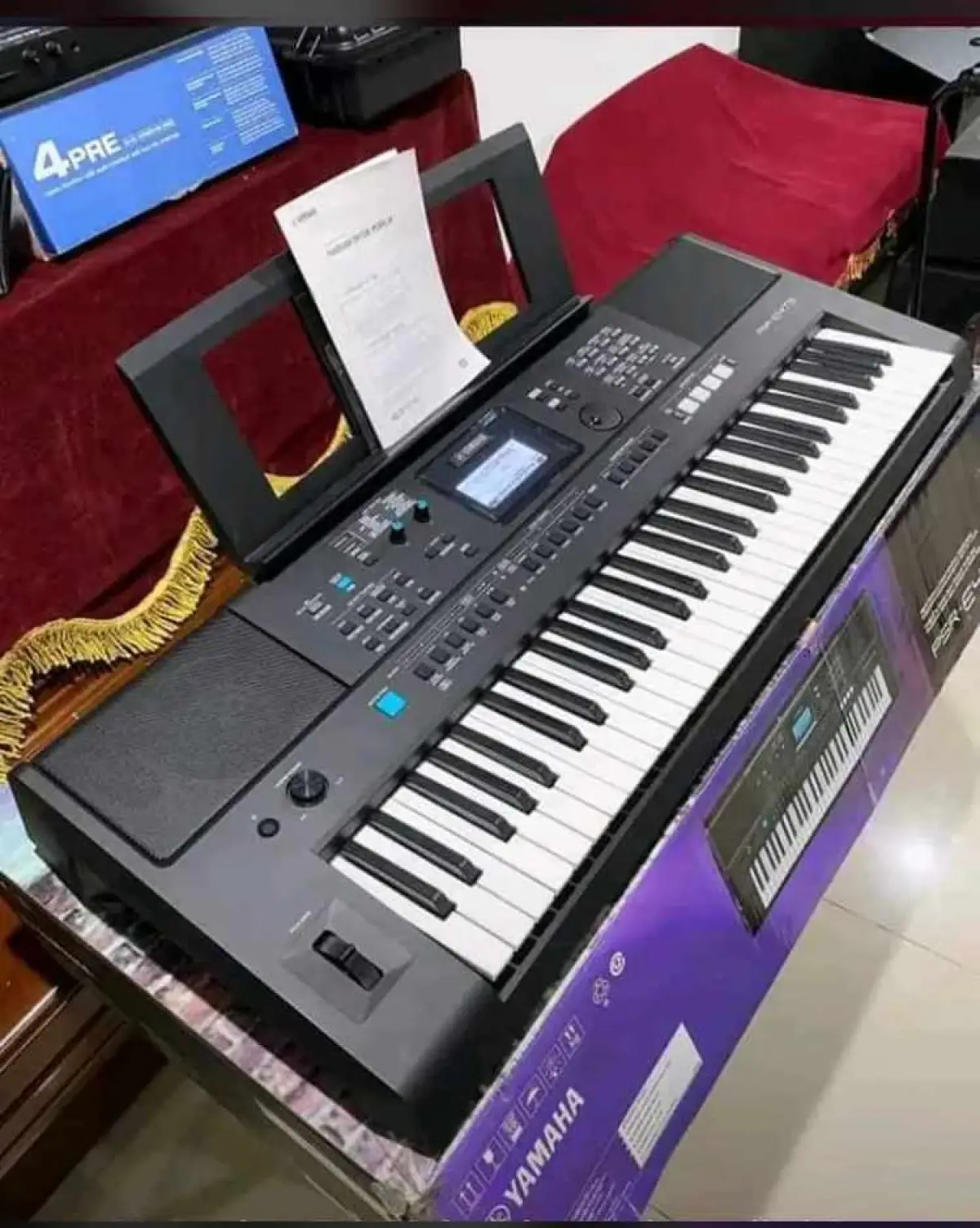 Yamaha keyboard PSR-E473 - Image 1