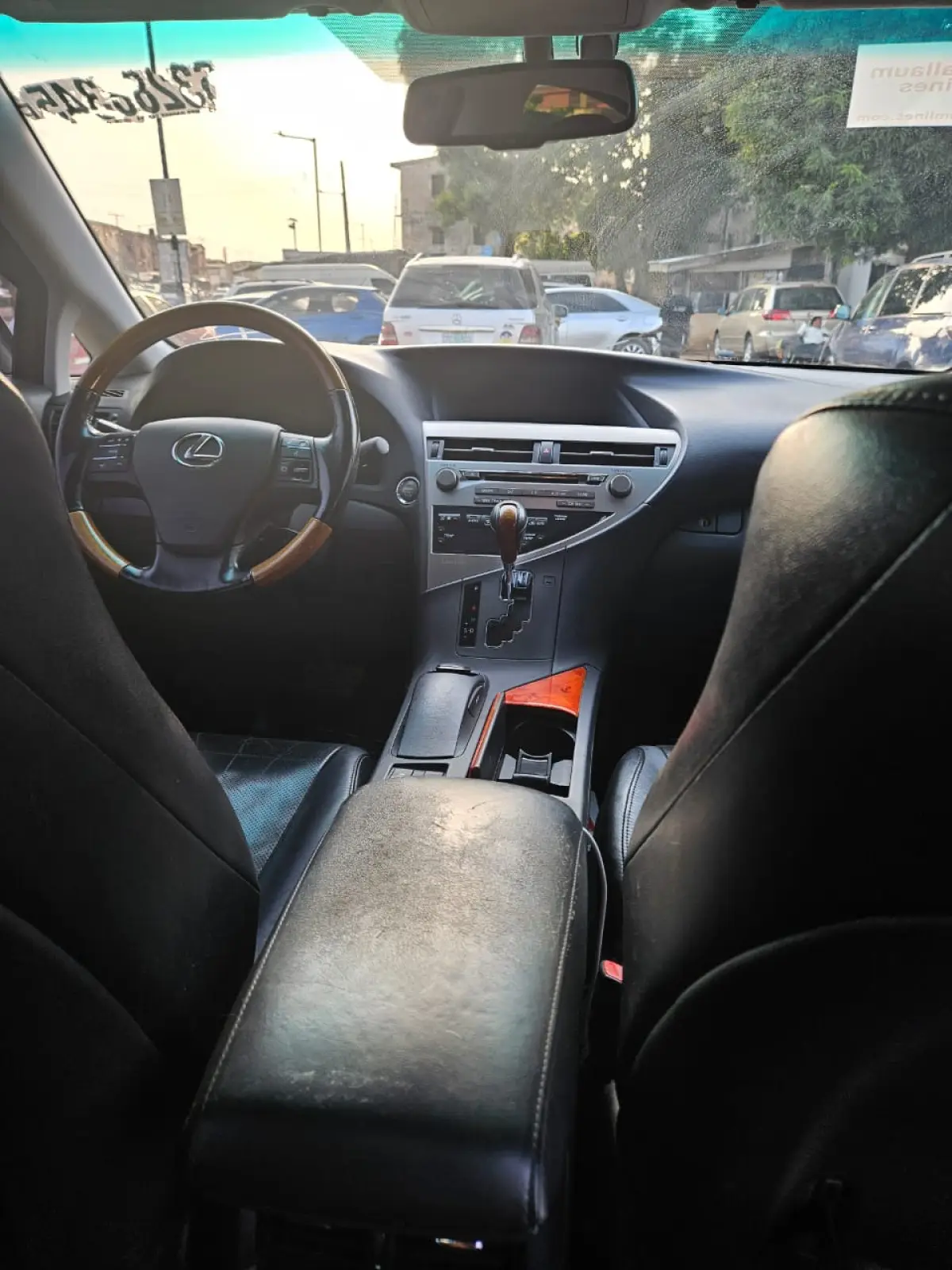 TOKS LEXUS RX350 2010 MODEL FULL OPTION - Image 5