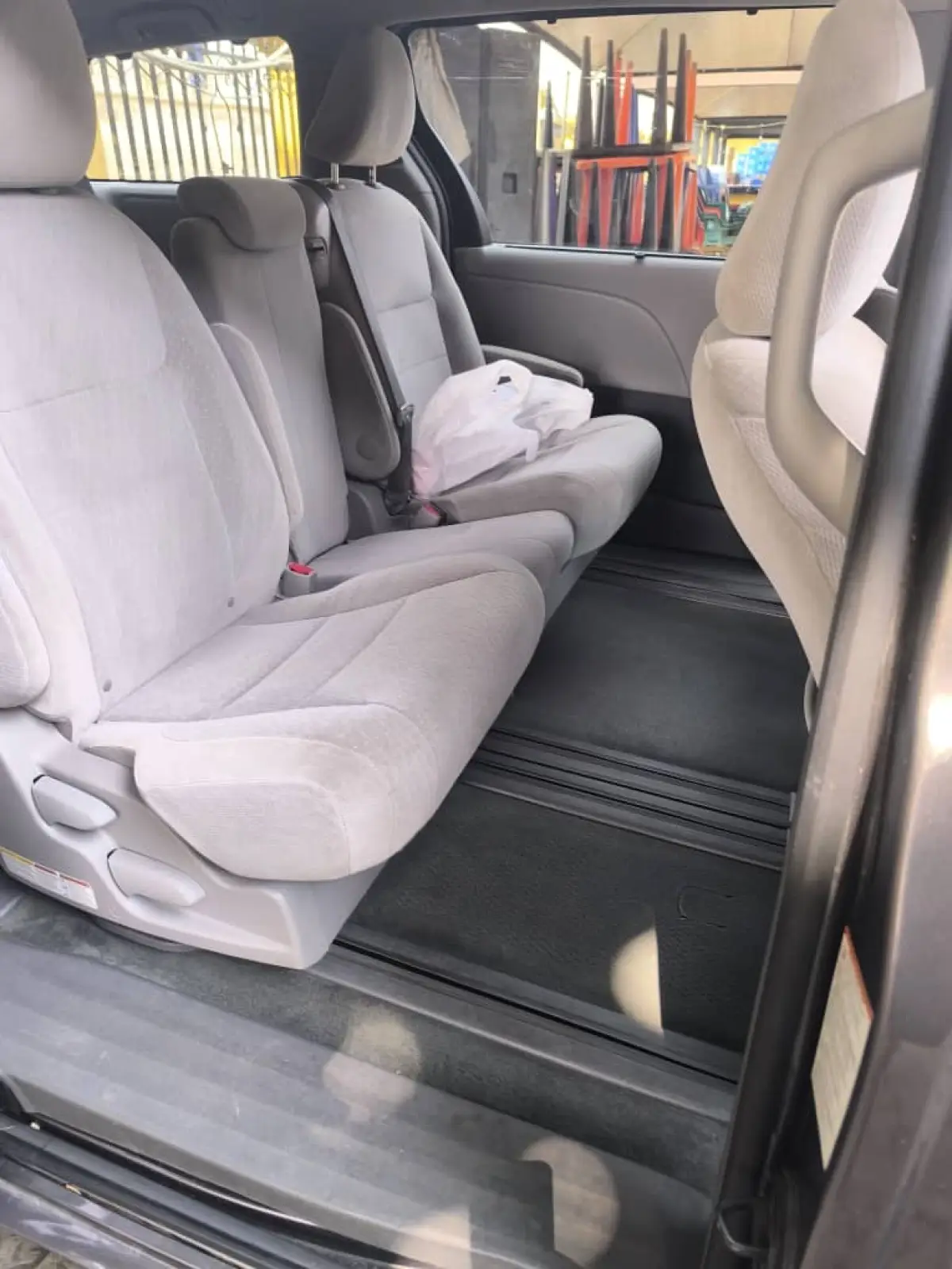 TOKS TOYOTA SIENNA LE 2016 MODEL - Image 7