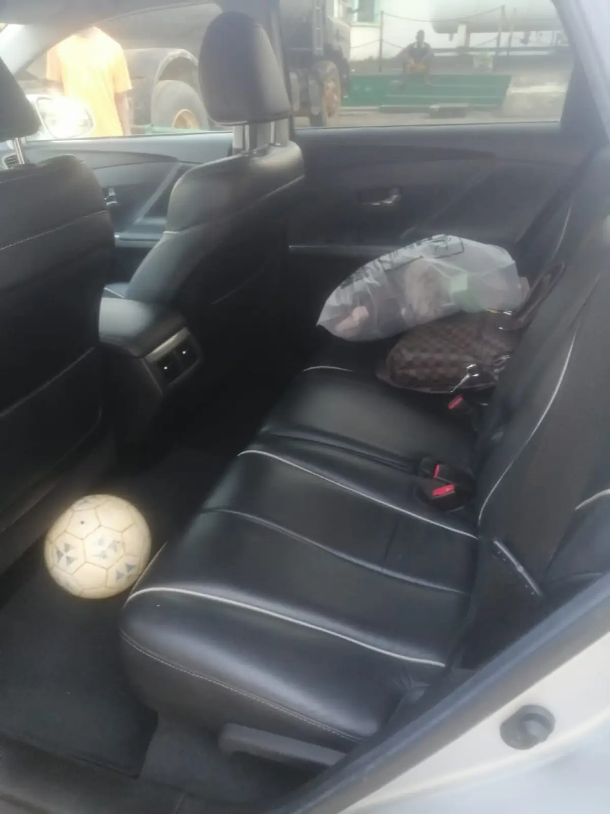 TOKS TOYOTA VENZA XLE 2014 MODEL FULL OPTION - Image 6