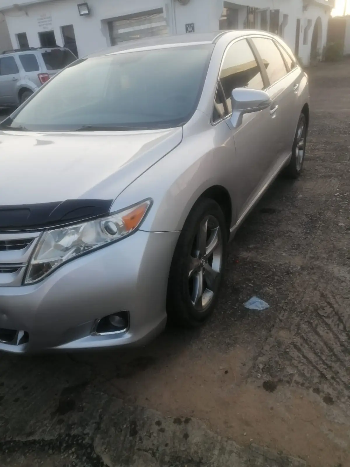 TOKS TOYOTA VENZA XLE 2014 MODEL FULL OPTION - Image 3