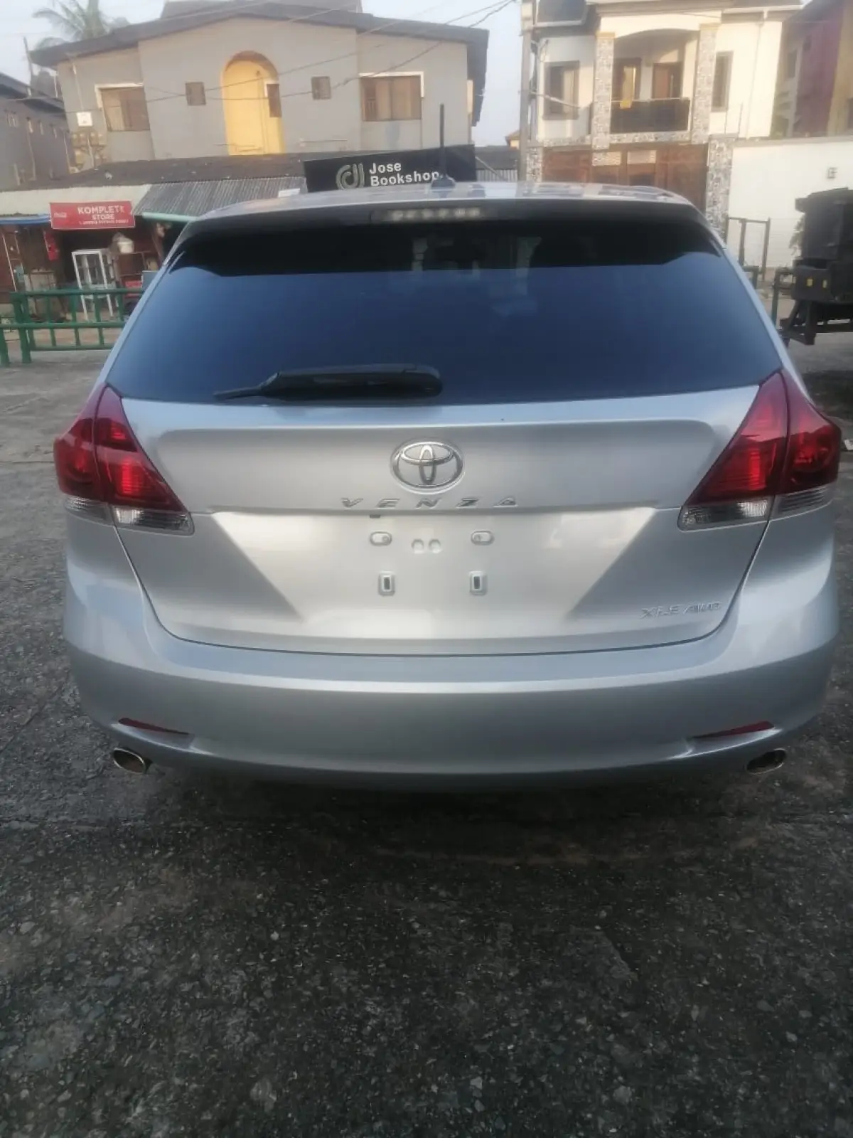 TOKS TOYOTA VENZA XLE 2014 MODEL FULL OPTION - Image 10