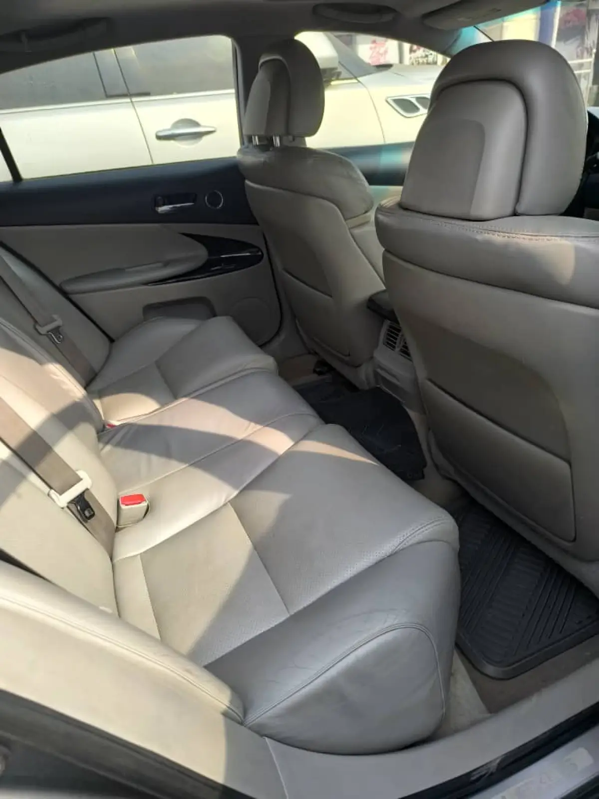 NEATLY USED LEXUS GS300 2005 MODEL FULL OPTION - Image 6