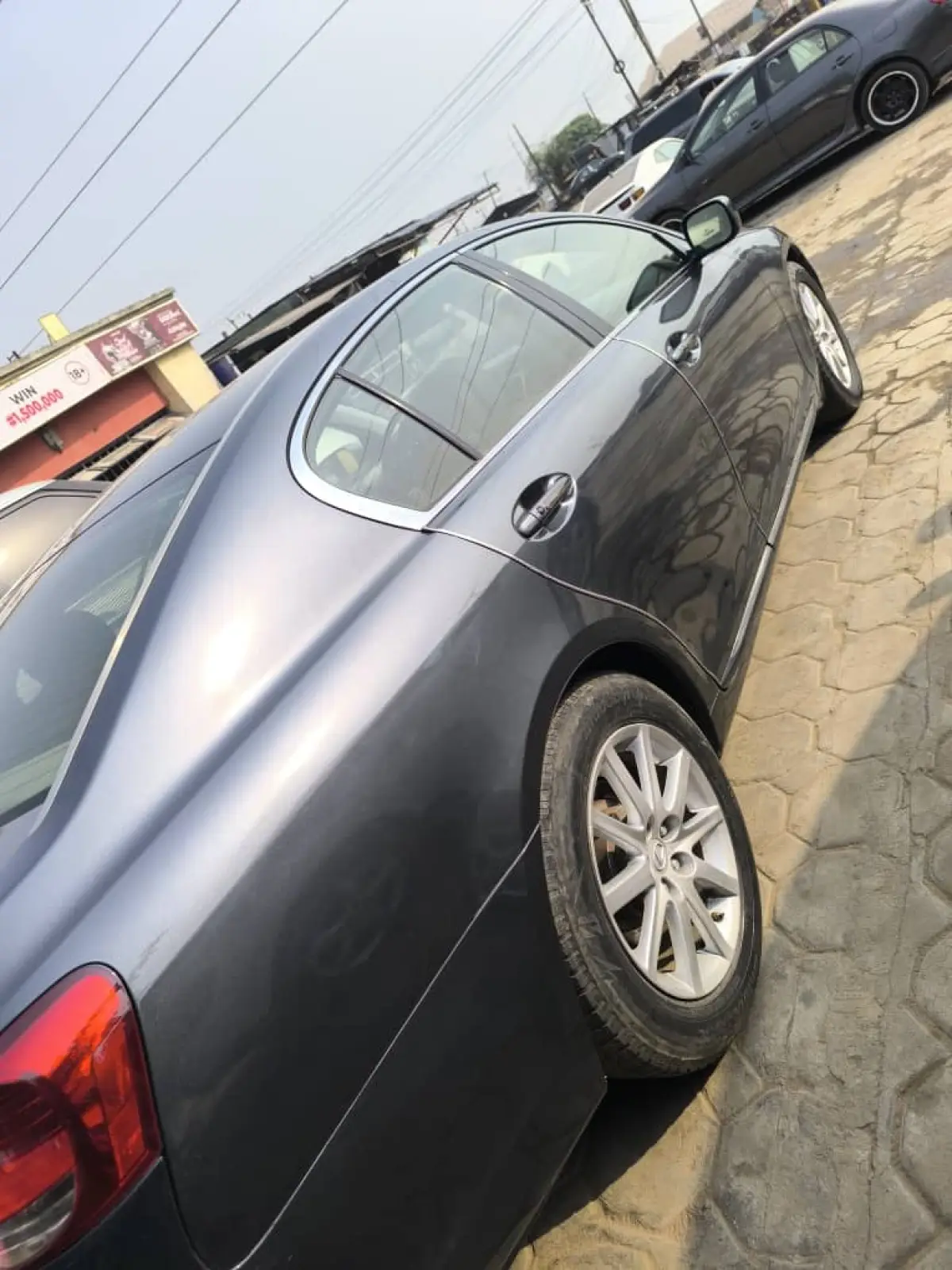 NEATLY USED LEXUS GS300 2005 MODEL FULL OPTION - Image 10