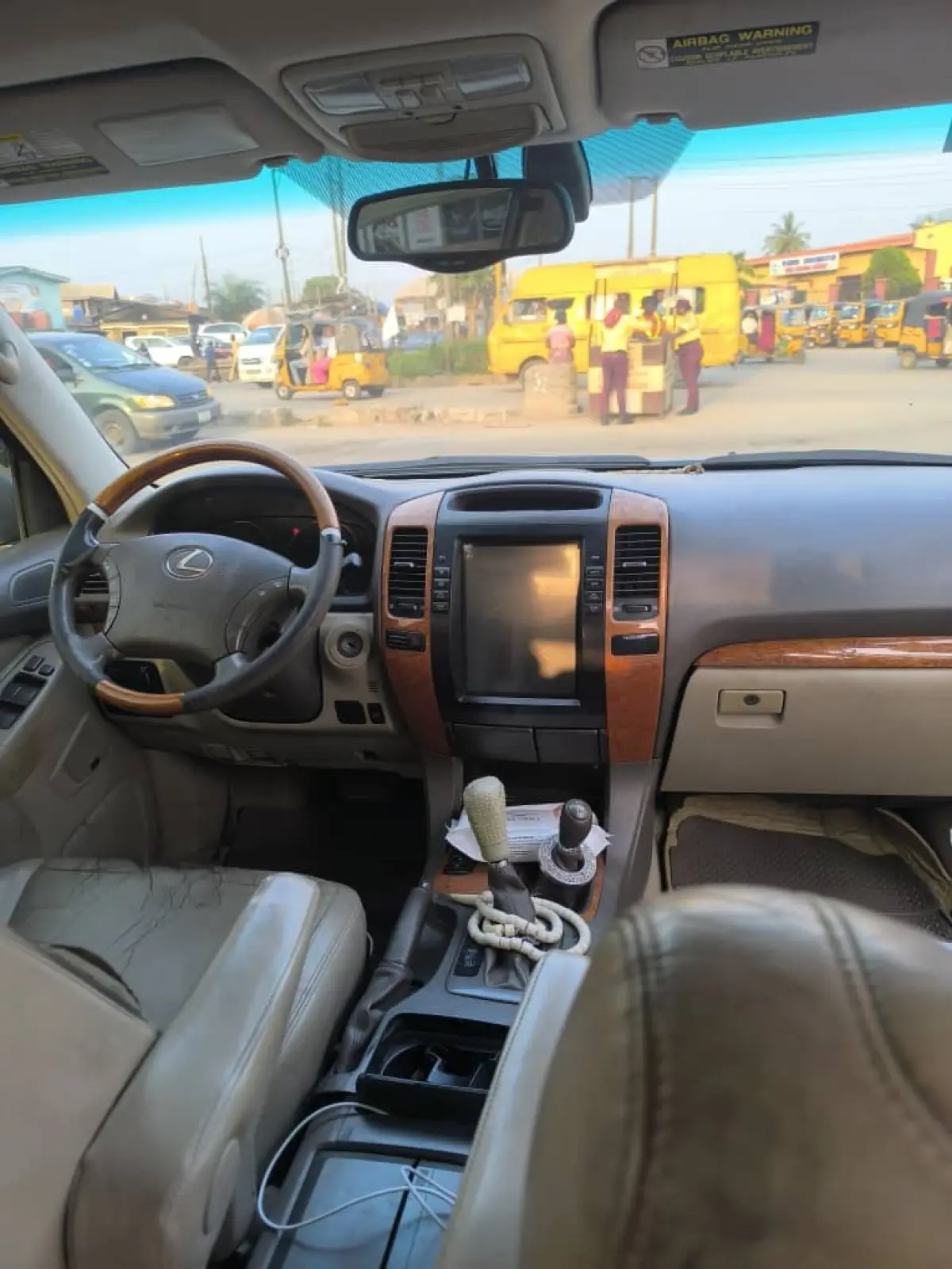 NEATLY USED LEXUS GX470 2005 MODEL - Image 5