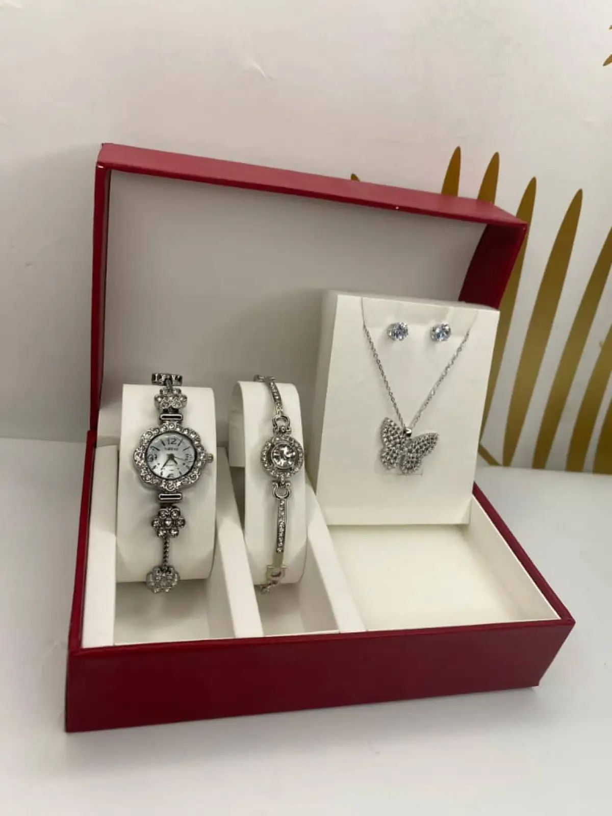 Female set - Image 3