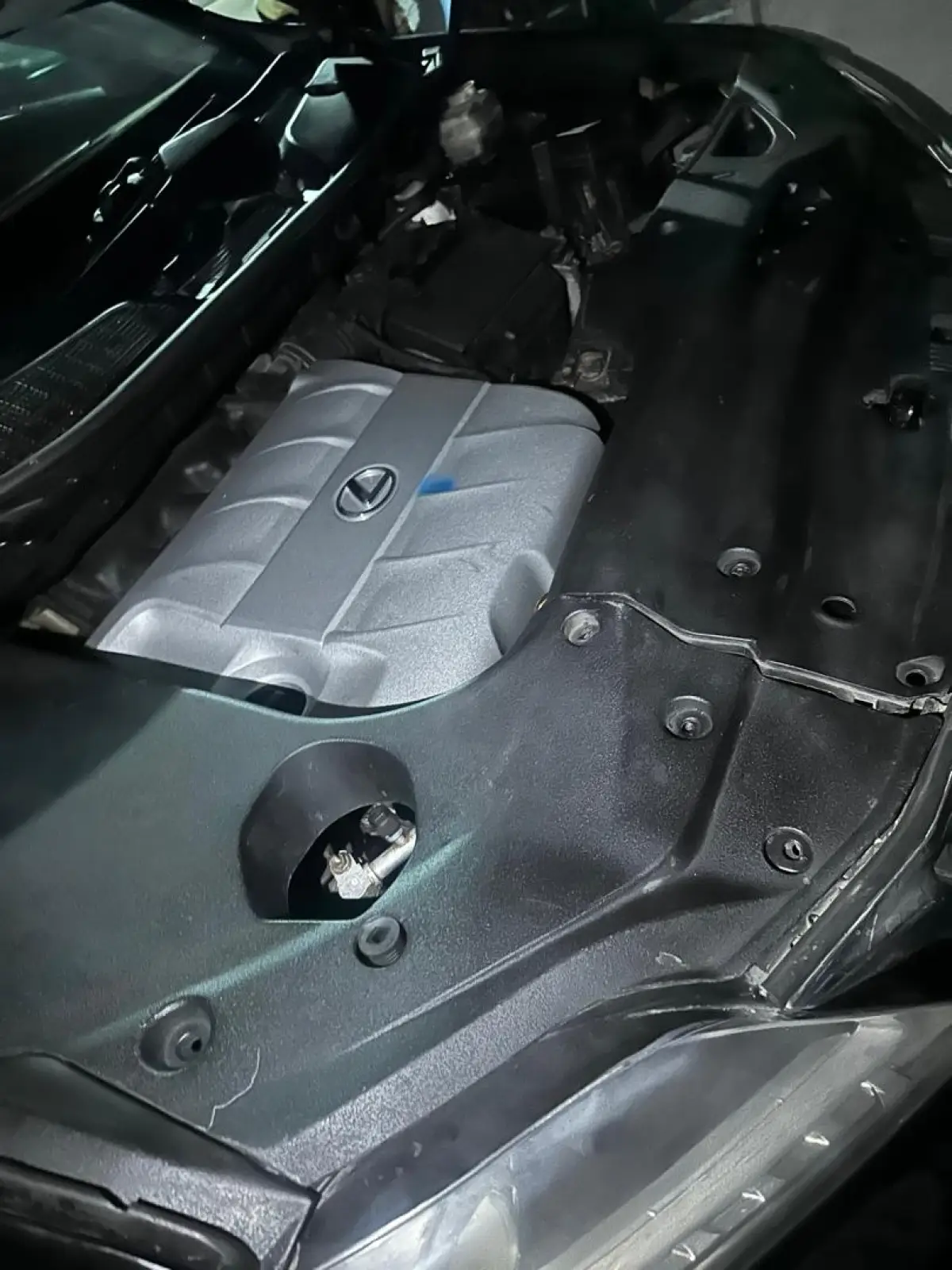 2012 Rx350 upgraded to 2015. Engine gear and ac working fine - Image 9