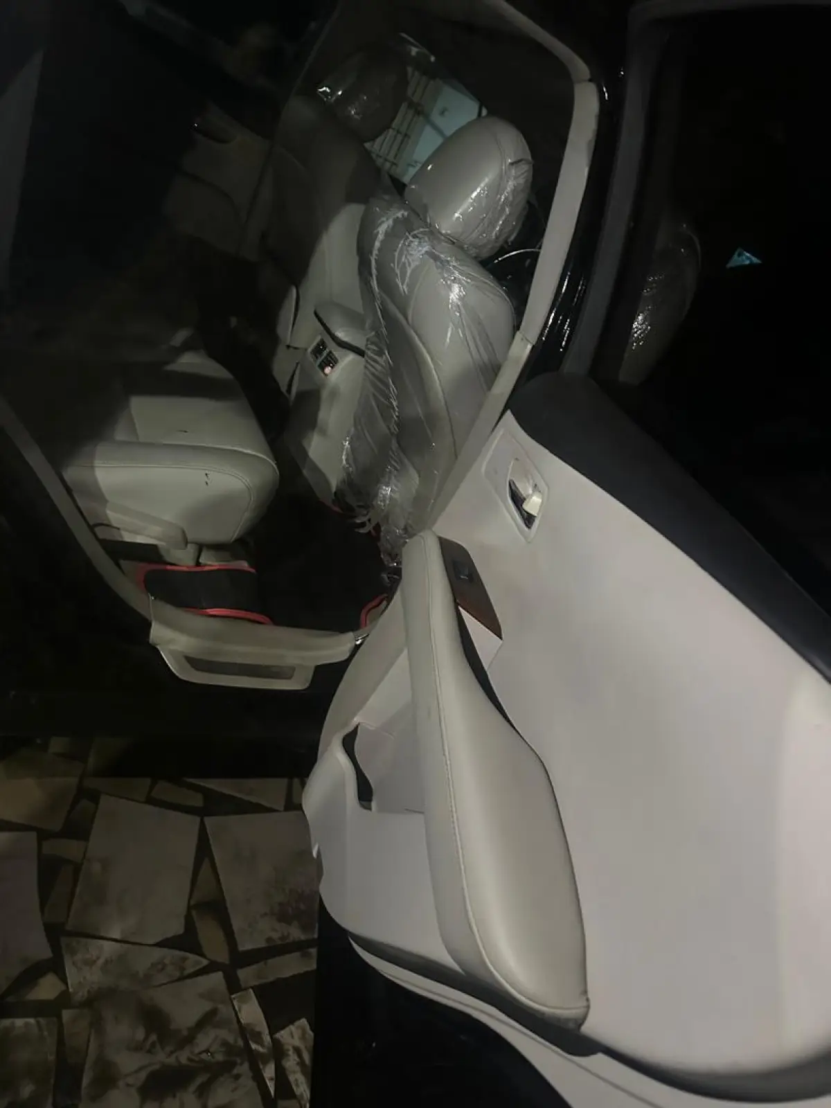 2012 Rx350 upgraded to 2015. Engine gear and ac working fine - Image 10