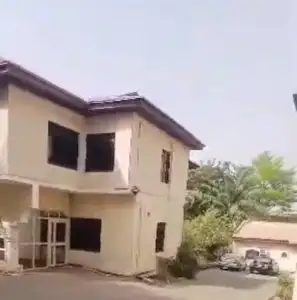 Detached duplex 4 rent
