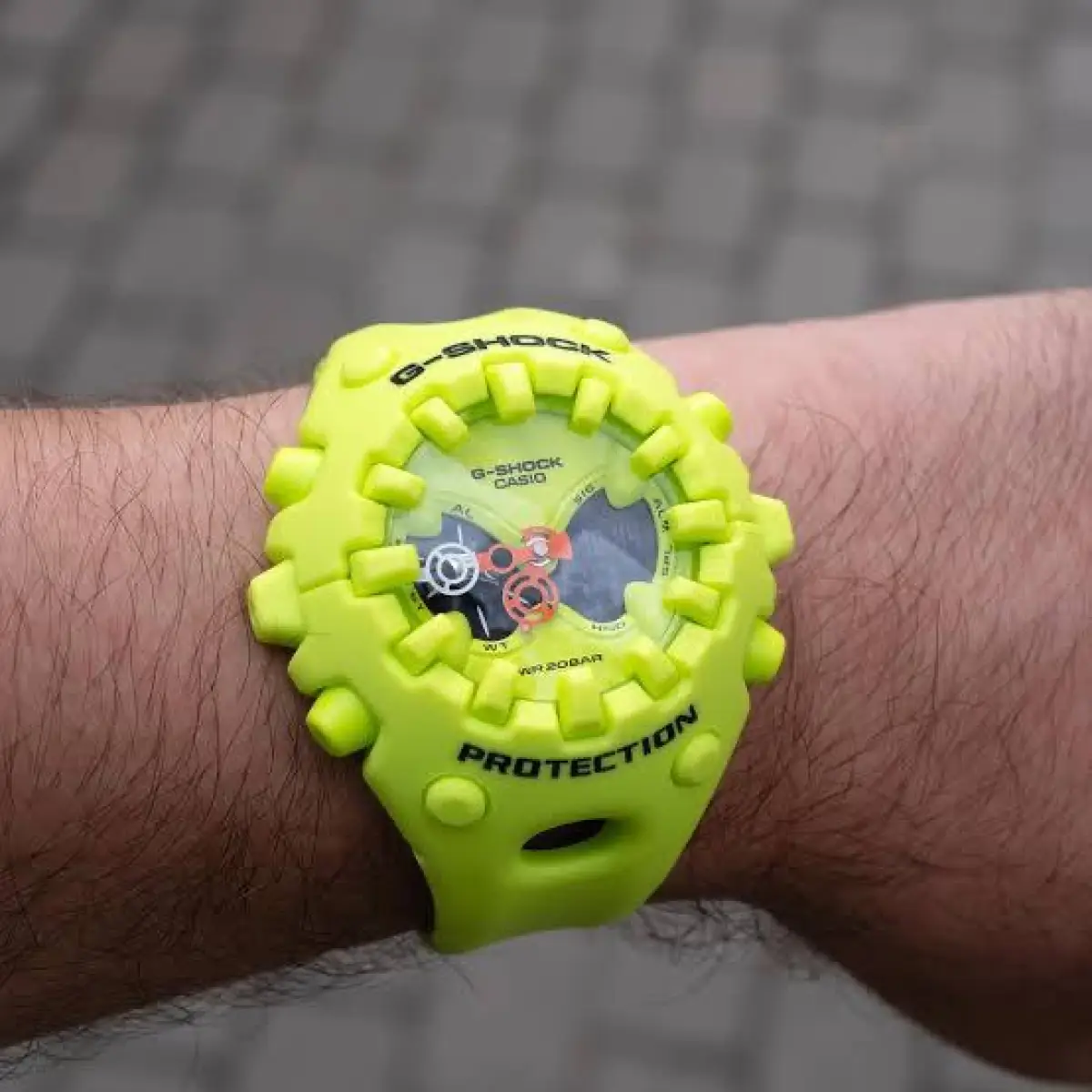 G shock wristwatch - Image 2