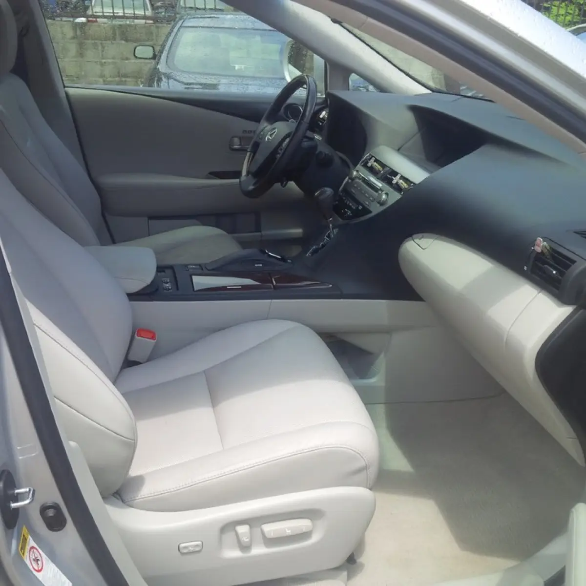 Lexus Rx 350 2010 - Image 4