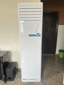 Hisense 3HP Inverter AC Super Clean Working Perfectly