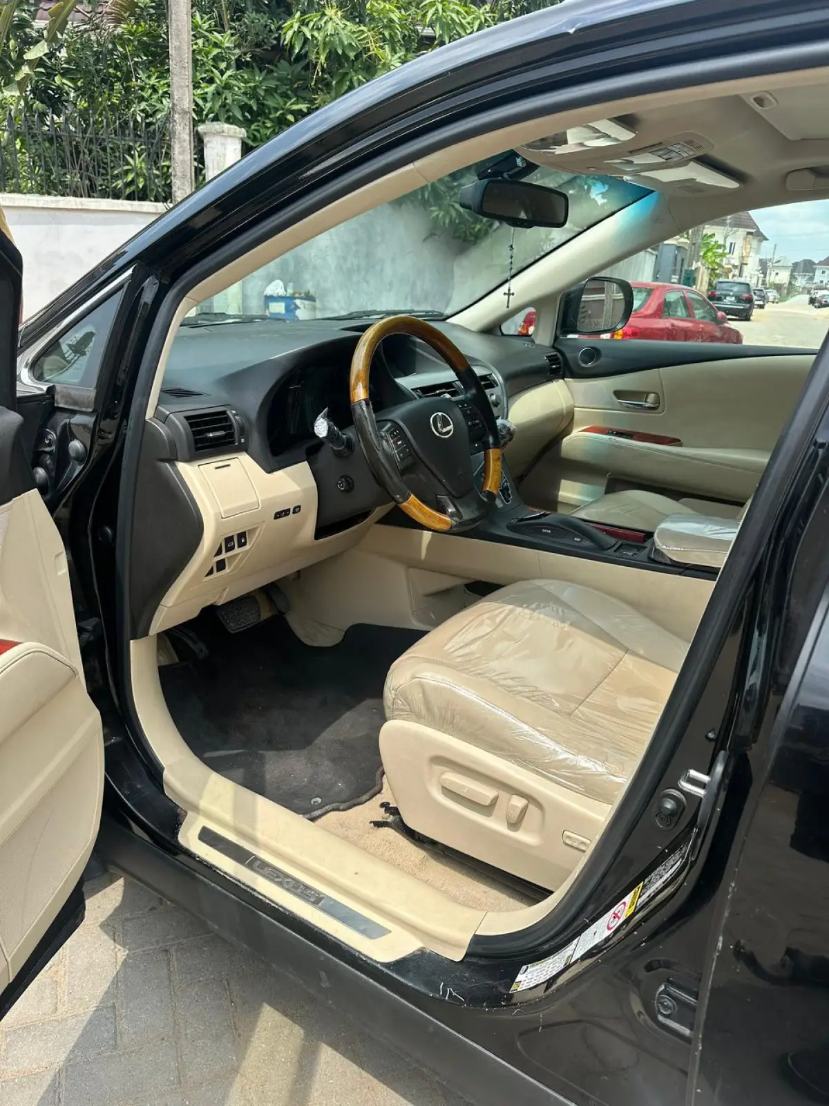 Lexus RX350 2010 Full Option - Image 4