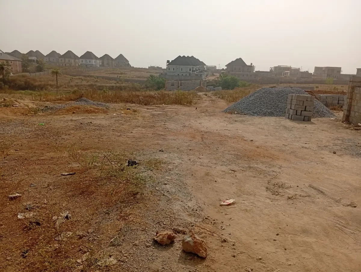 Estate plot of land for sale - Image 5