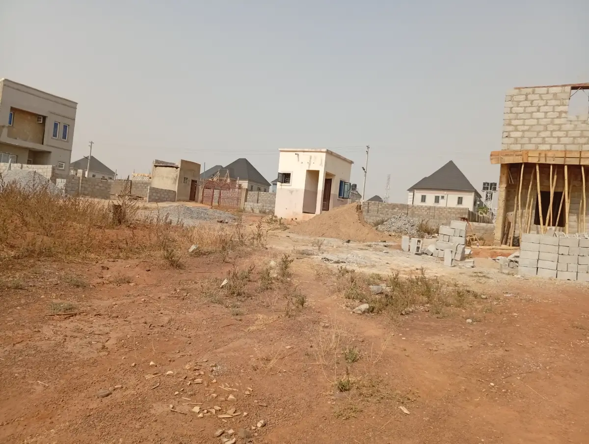 Estate plot of land for sale - Image 7