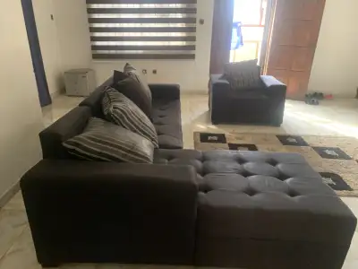 L-Shaped 7seater sofa with throw pillows