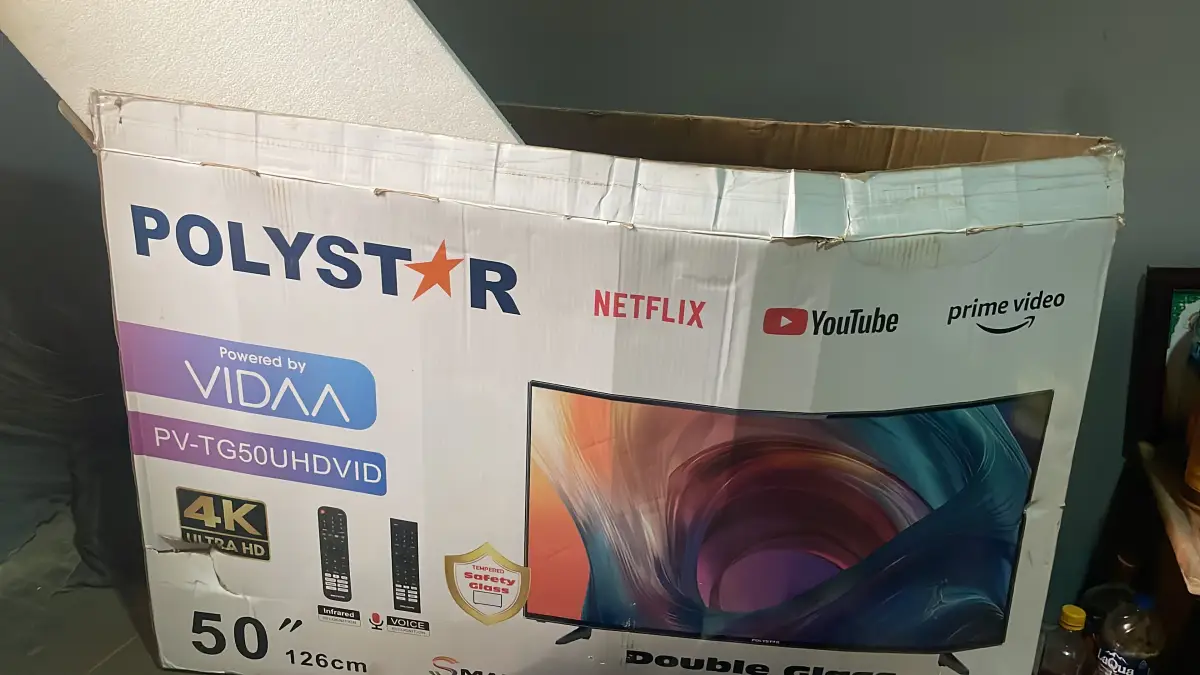 Polyester Tv - Image 4