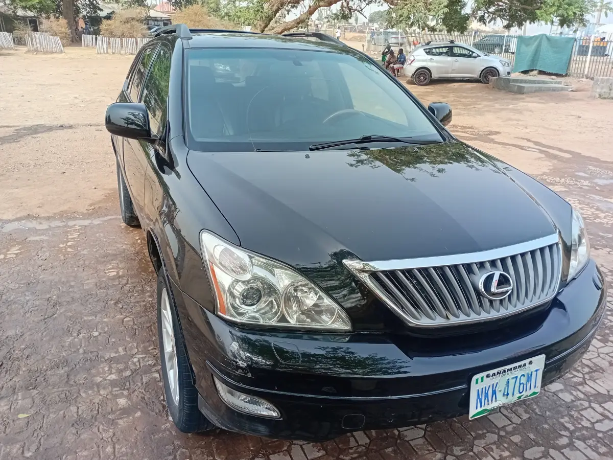 Lexus 2008 - Image 1