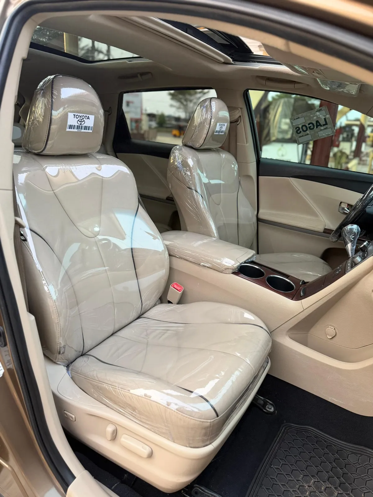 Toyota Venza 2010 Fullest Option - Image 6