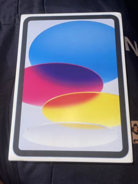 iPad (A16) WIFI and cellular 128gb blue 2025 11th gen