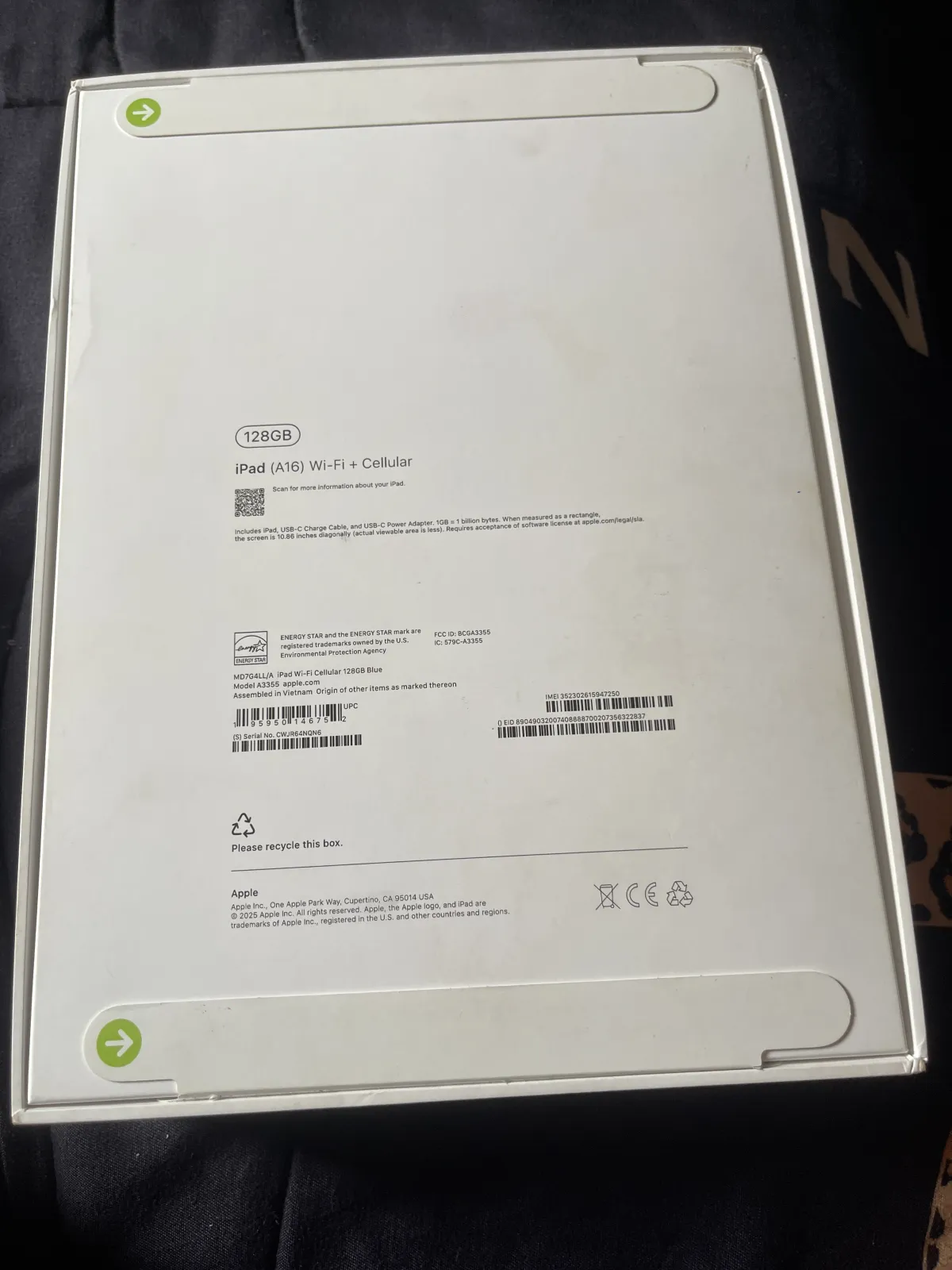 iPad (A16) WIFI and cellular 128gb blue 2025 11th gen - Image 2